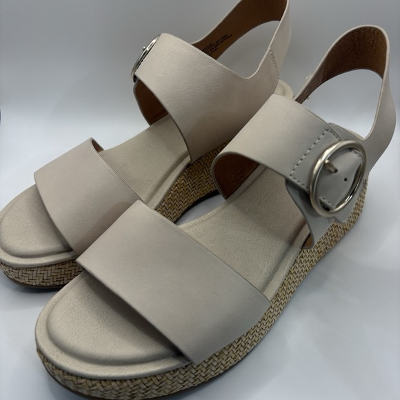 Sofft Shoes - SOFFT FAEDRA Leather Platform Women's Sandals Size 9 Beige